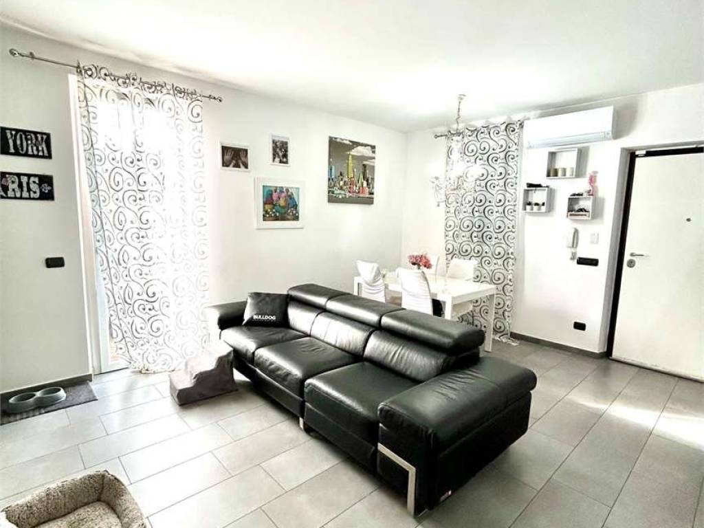casa indipendente in vendita a Sarzana in zona San Lazzaro