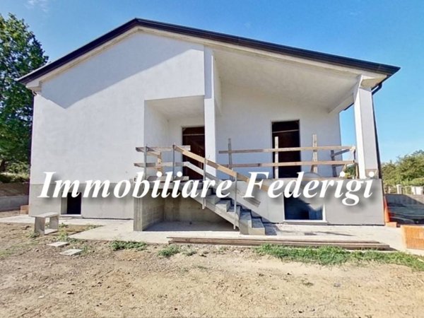 casa indipendente in vendita a Sarzana in zona Falcinello