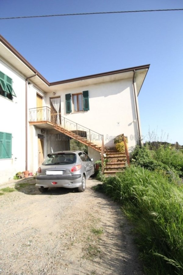 appartamento in vendita a Sarzana