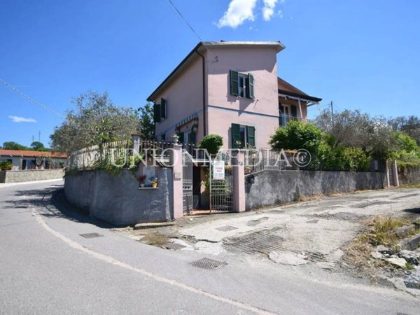 casa indipendente in vendita a Sarzana in zona San Lazzaro