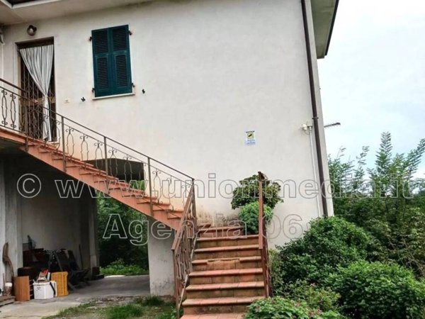 appartamento in vendita a Sarzana