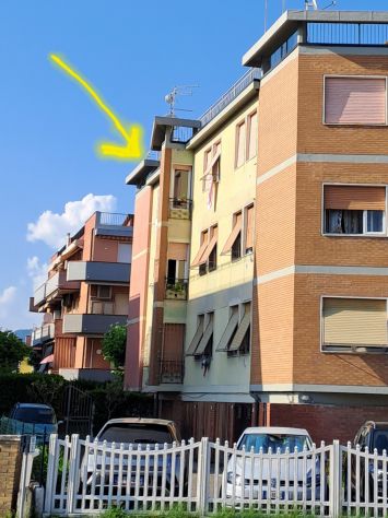 appartamento in vendita a Sarzana in zona Marinella di Sarzana