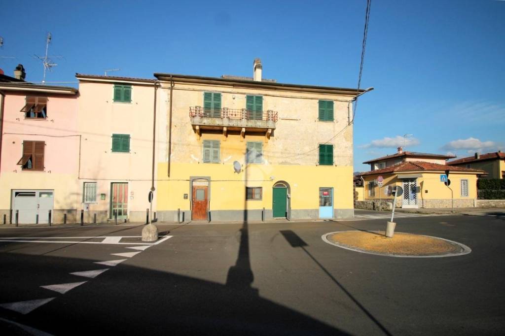 appartamento in vendita a Sarzana