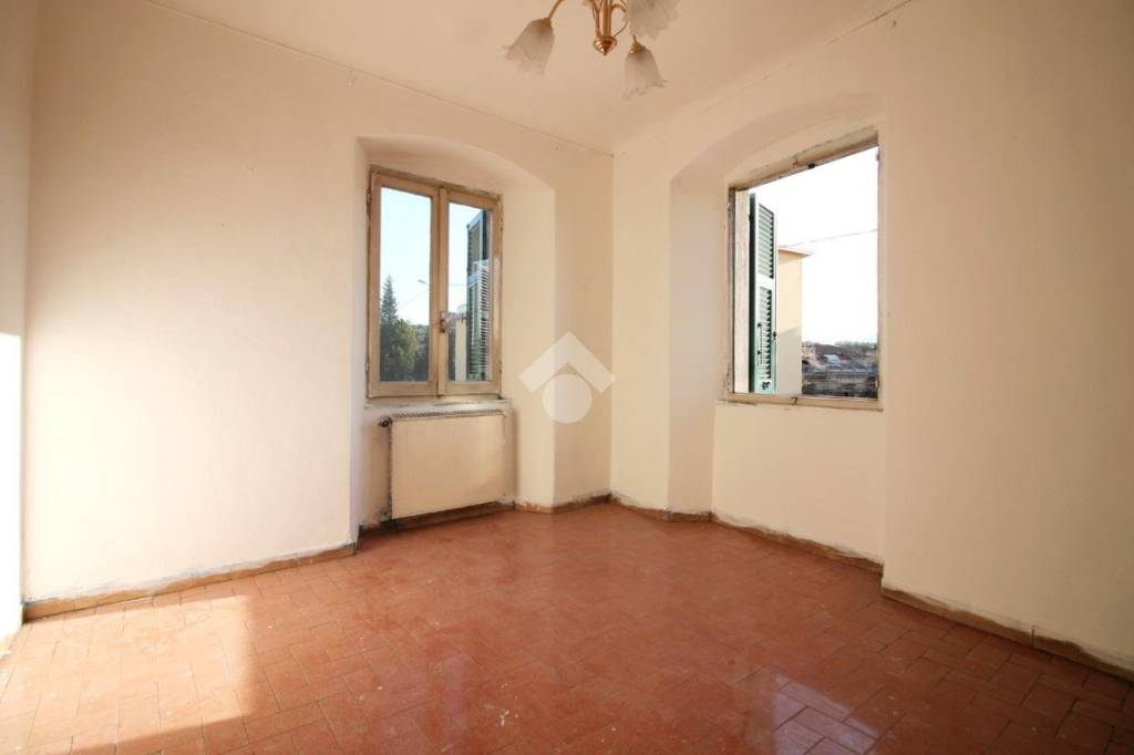 appartamento in vendita a Sarzana