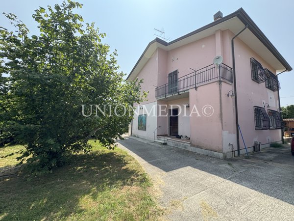 casa indipendente in vendita a Sarzana in zona San Lazzaro