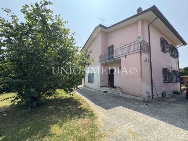 casa indipendente in vendita a Sarzana in zona San Lazzaro