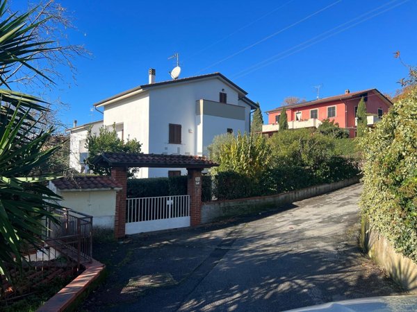 appartamento in vendita a Sarzana