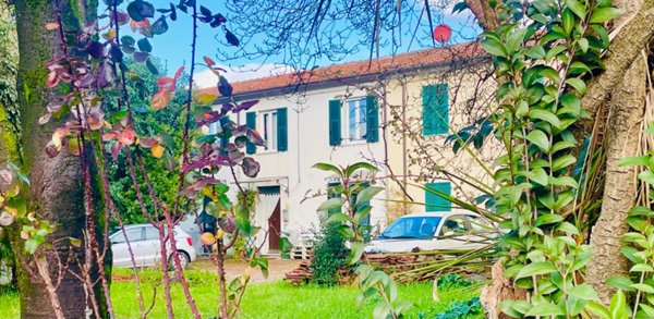 appartamento in vendita a Sarzana