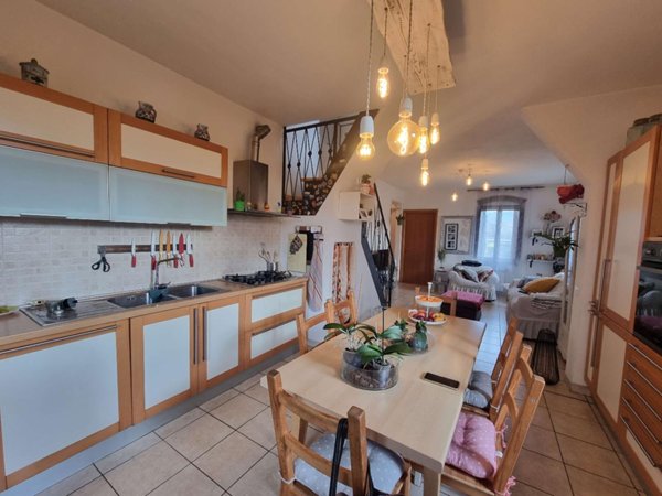 appartamento in vendita a Sarzana