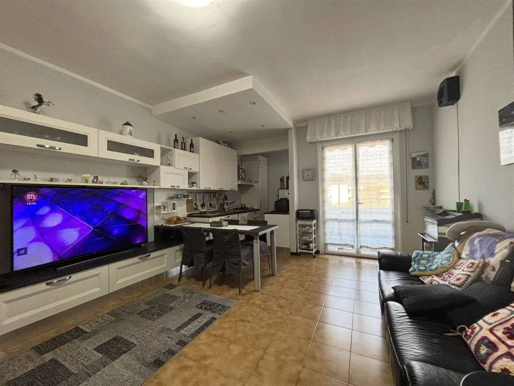 appartamento in vendita a Sarzana in zona San Lazzaro