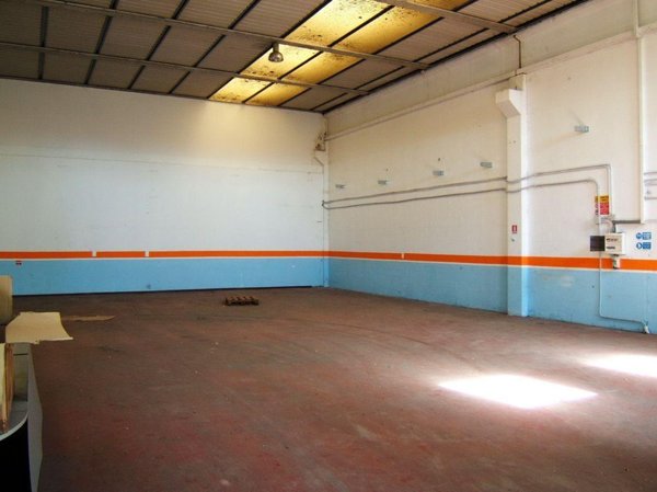 pentavano in vendita a Sarzana