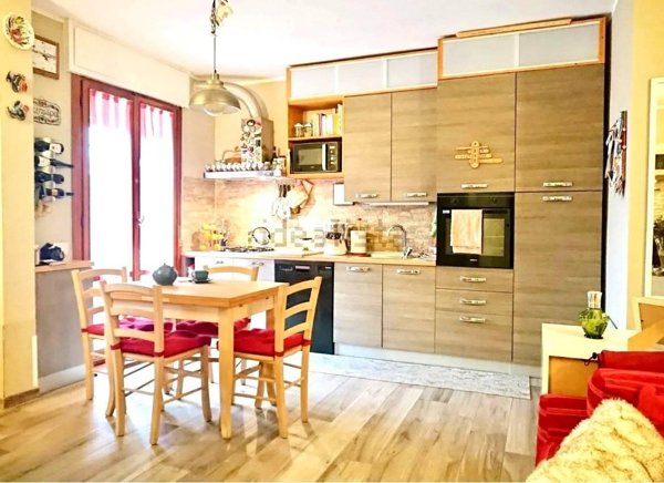 appartamento in vendita a Sarzana in zona San Lazzaro