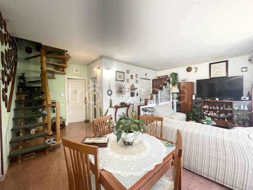 appartamento in vendita a Sarzana