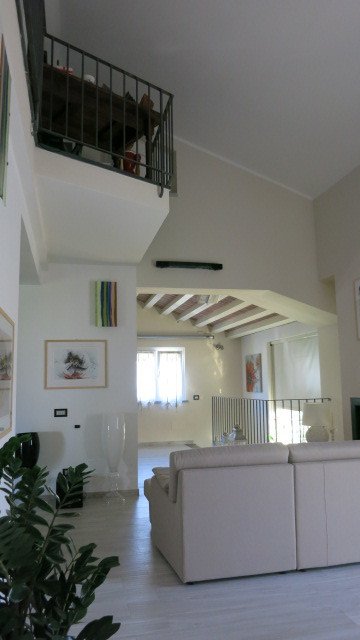 casa indipendente in vendita a Sarzana