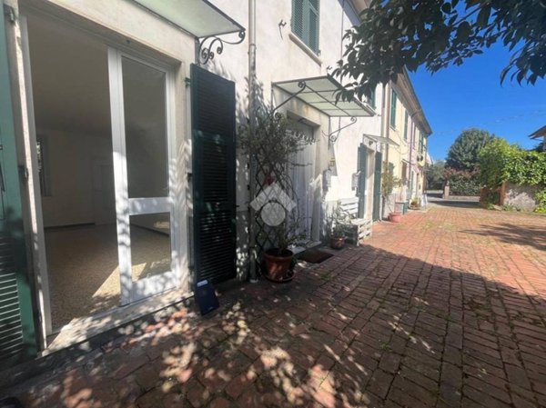 appartamento in vendita a Sarzana