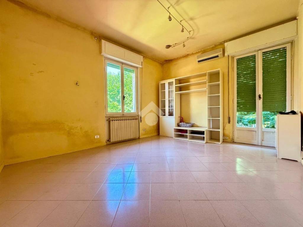 appartamento in vendita a Sarzana