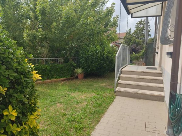 appartamento in vendita a Sarzana