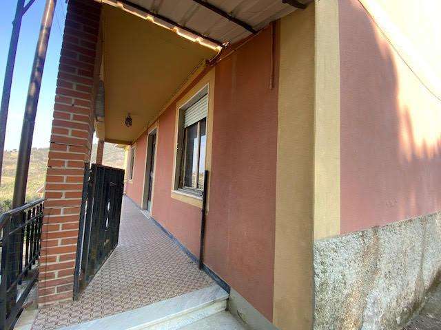 casa indipendente in vendita a Sarzana in zona Falcinello