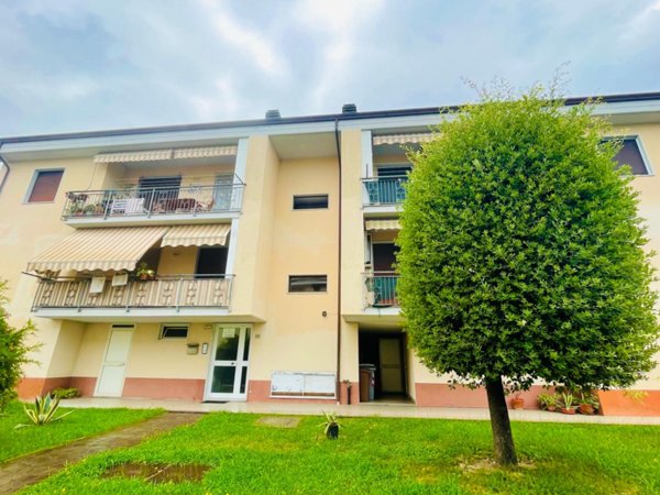 appartamento in vendita a Sarzana in zona San Lazzaro