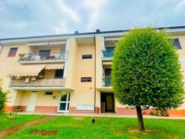 appartamento in vendita a Sarzana in zona San Lazzaro