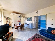 casa indipendente in vendita a Sarzana