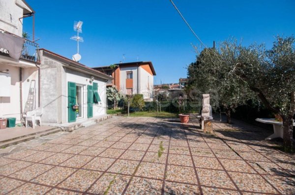 appartamento in vendita a Sarzana