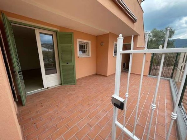 appartamento in vendita a Sarzana in zona San Lazzaro