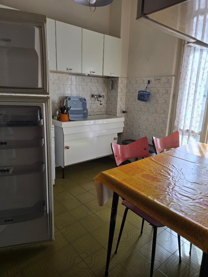 appartamento in vendita a Sarzana in zona Marinella di Sarzana
