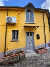 casa indipendente in vendita a Sarzana
