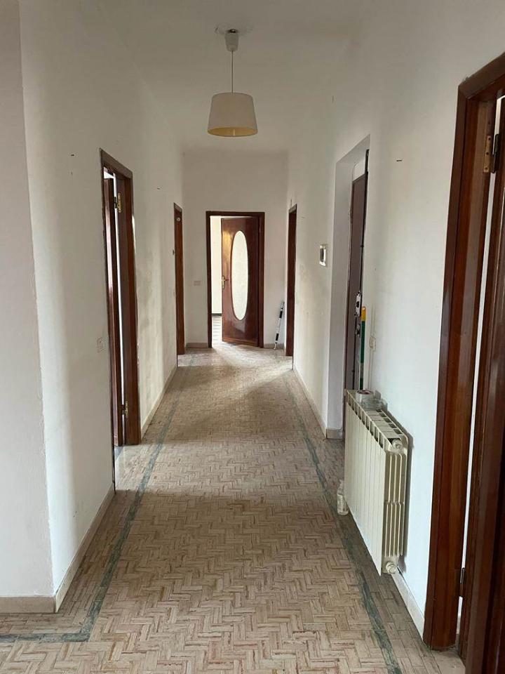 appartamento in vendita a Sarzana