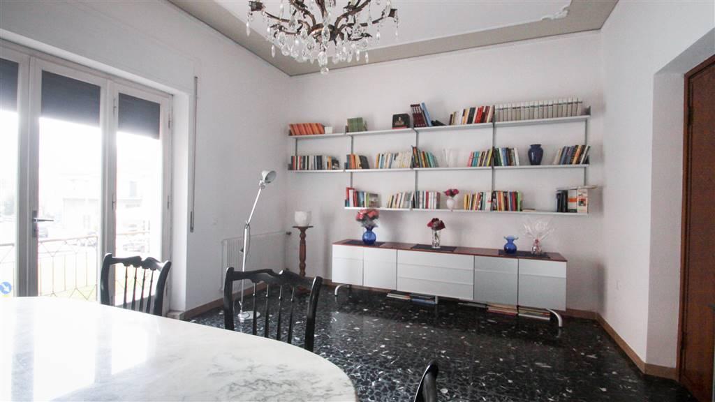 casa indipendente in vendita a Sarzana