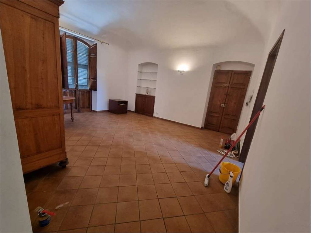 appartamento in vendita a Sarzana