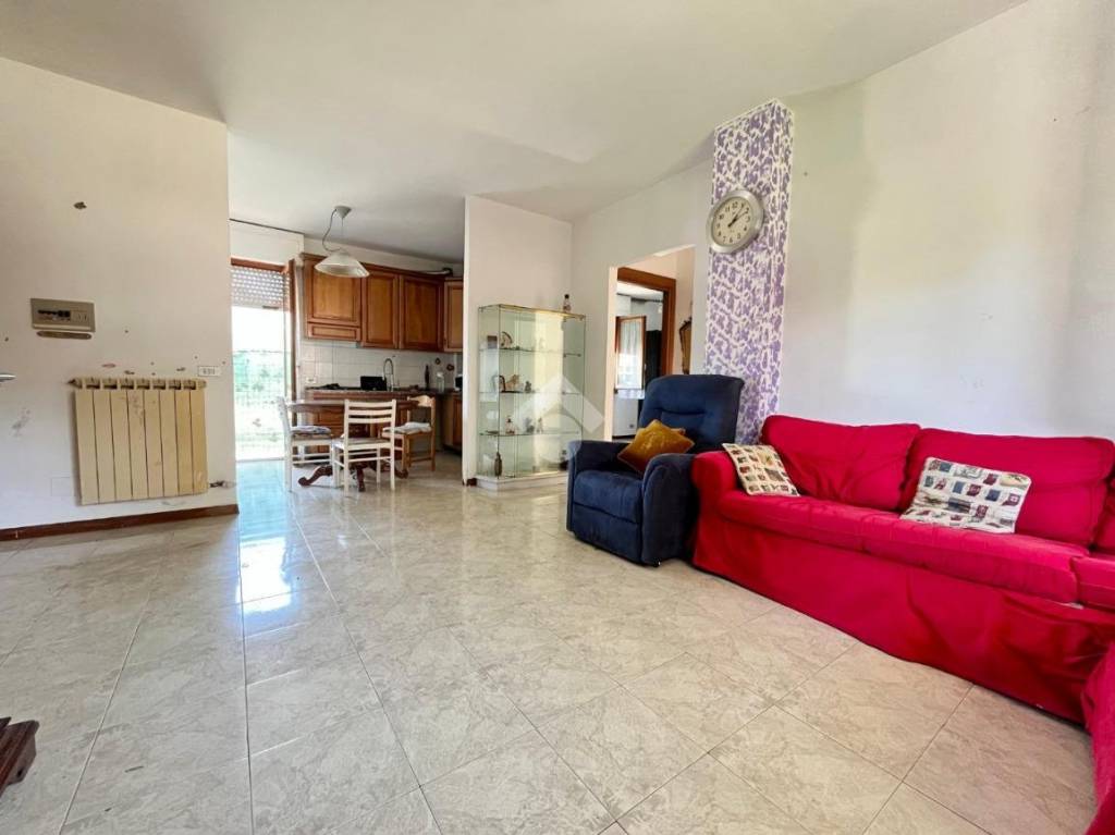 appartamento in vendita a Sarzana