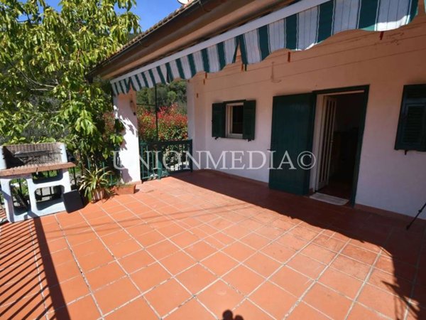 casa semindipendente in vendita a Sarzana in zona Falcinello