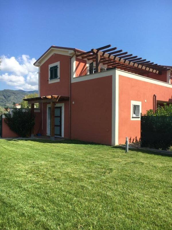 appartamento in vendita a Sarzana in zona San Lazzaro