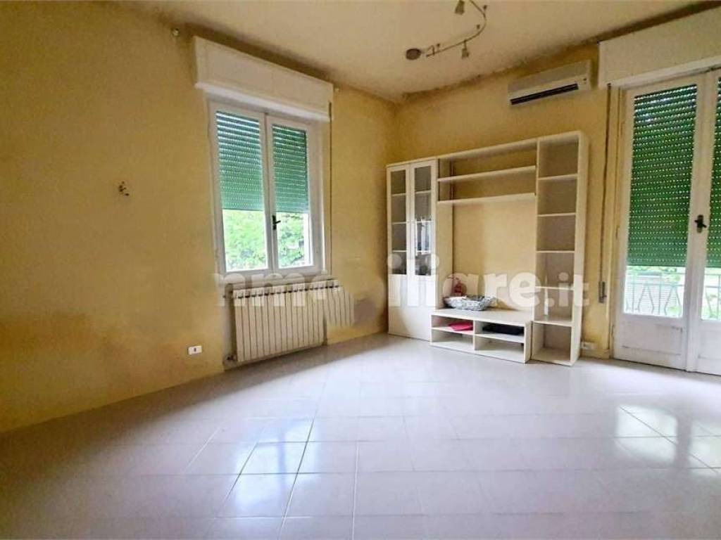 appartamento in vendita a Sarzana