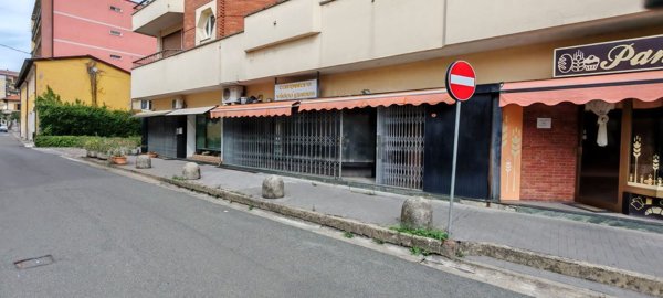 ufficio in vendita a Sarzana