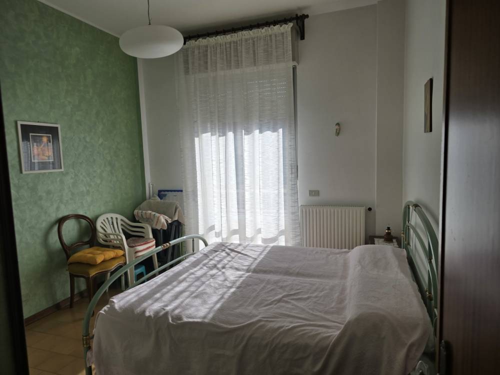 appartamento in vendita a Sarzana in zona Marinella di Sarzana