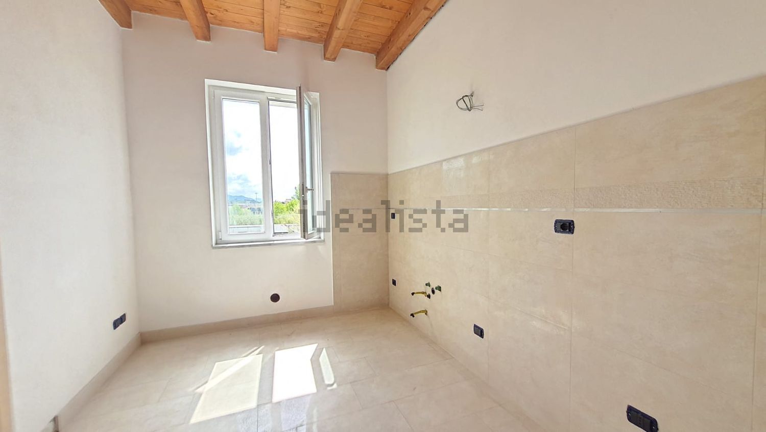 appartamento in vendita a Sarzana