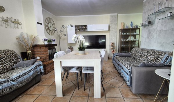 appartamento in vendita a Sarzana