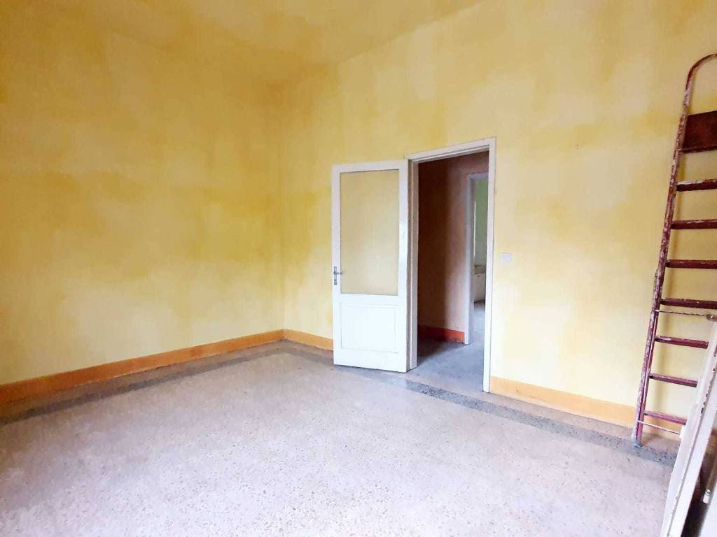 appartamento in vendita a Sarzana