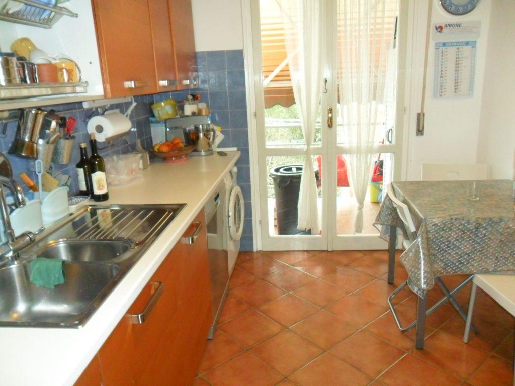 appartamento in vendita a Sarzana