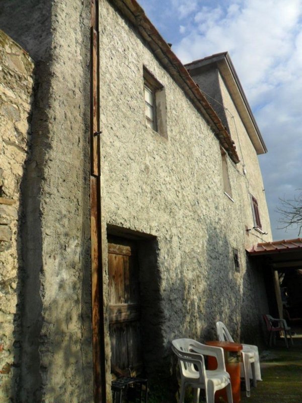 appartamento in vendita a Sarzana in zona Falcinello