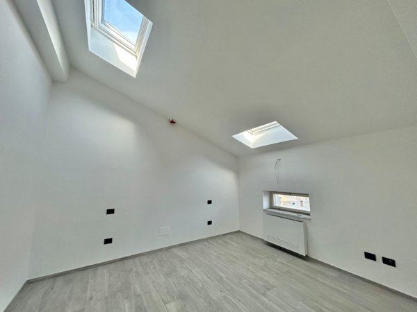 appartamento in vendita a Sarzana