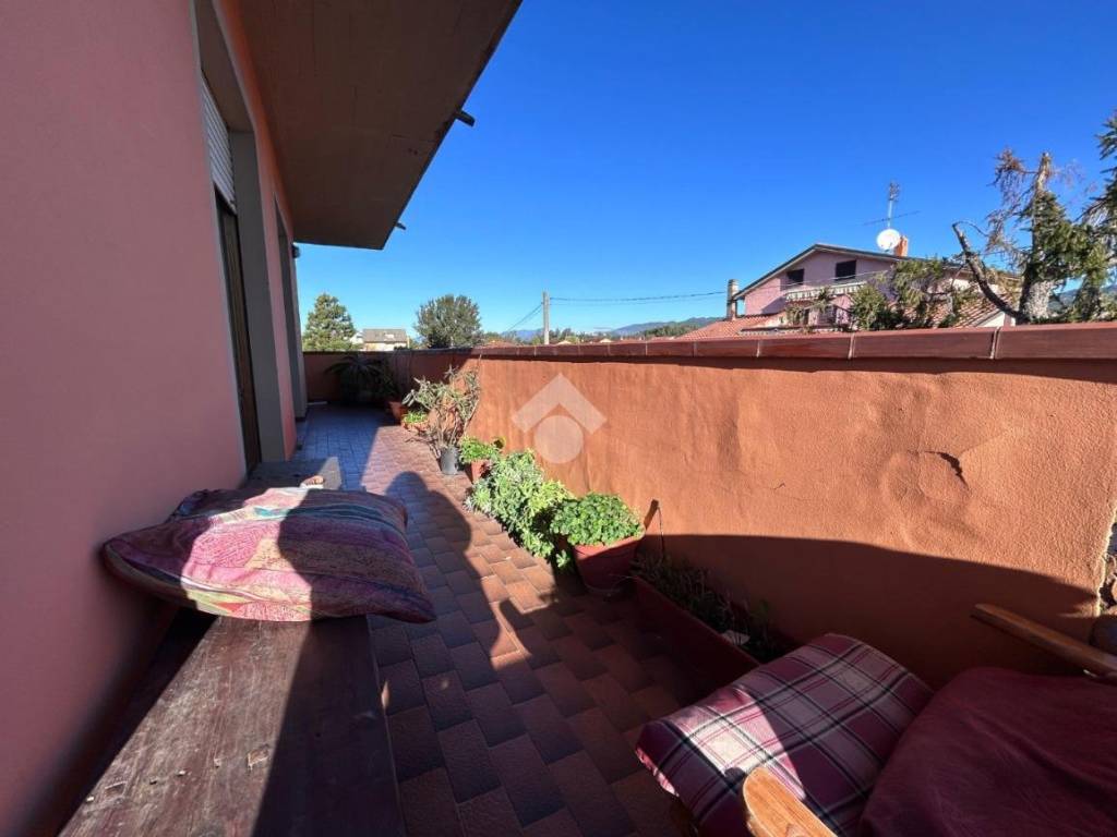 appartamento in vendita a Sarzana in zona San Lazzaro