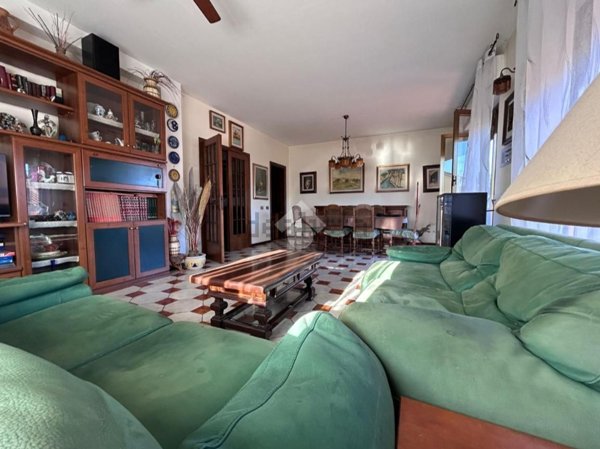 appartamento in vendita a Sarzana