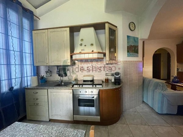 casa indipendente in vendita a Sarzana