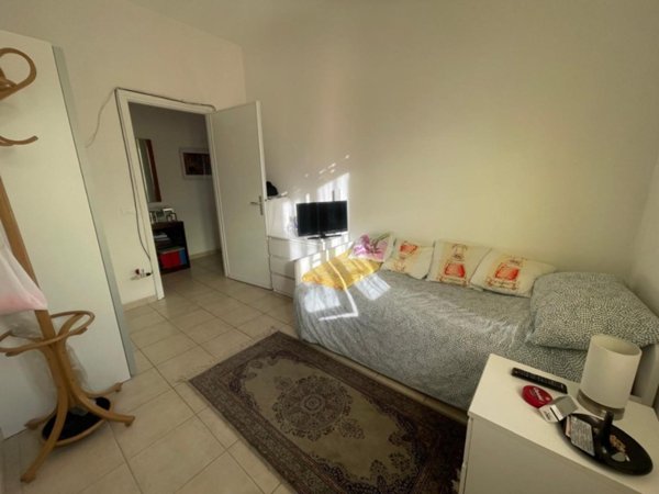 appartamento in vendita a Sarzana in zona Marinella di Sarzana