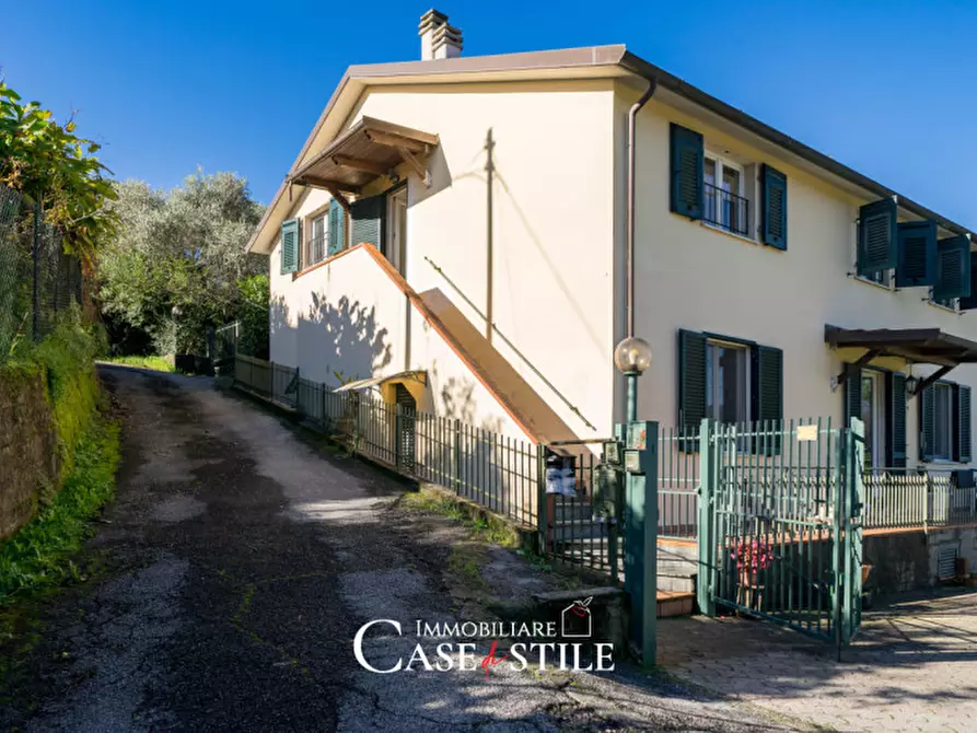 casa indipendente in vendita a Sarzana