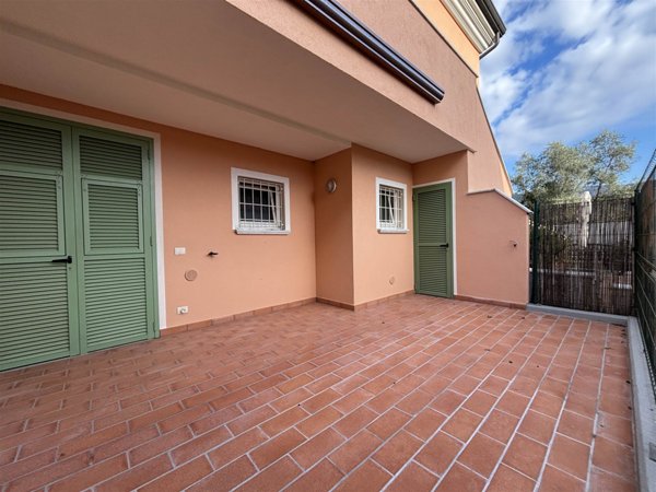 appartamento in vendita a Sarzana